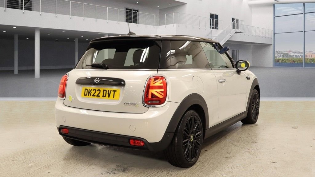 Used MINI Hatch 2022 for sale - 77583552: Photo 10
