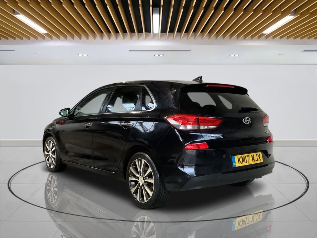 Used Hyundai i30 2017 for sale - 77407696: Photo 4