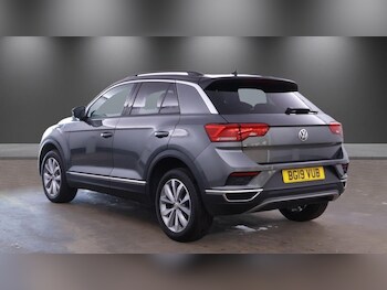 Used Volkswagen T-Roc 2019 for sale - 78382790: Photo