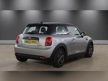 Used MINI Hatch 2023 for sale - 79370639: Photo
