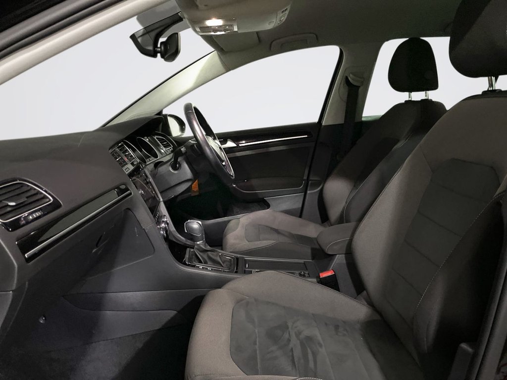 Used Volkswagen Golf 2018 for sale - 77834972: Photo 13