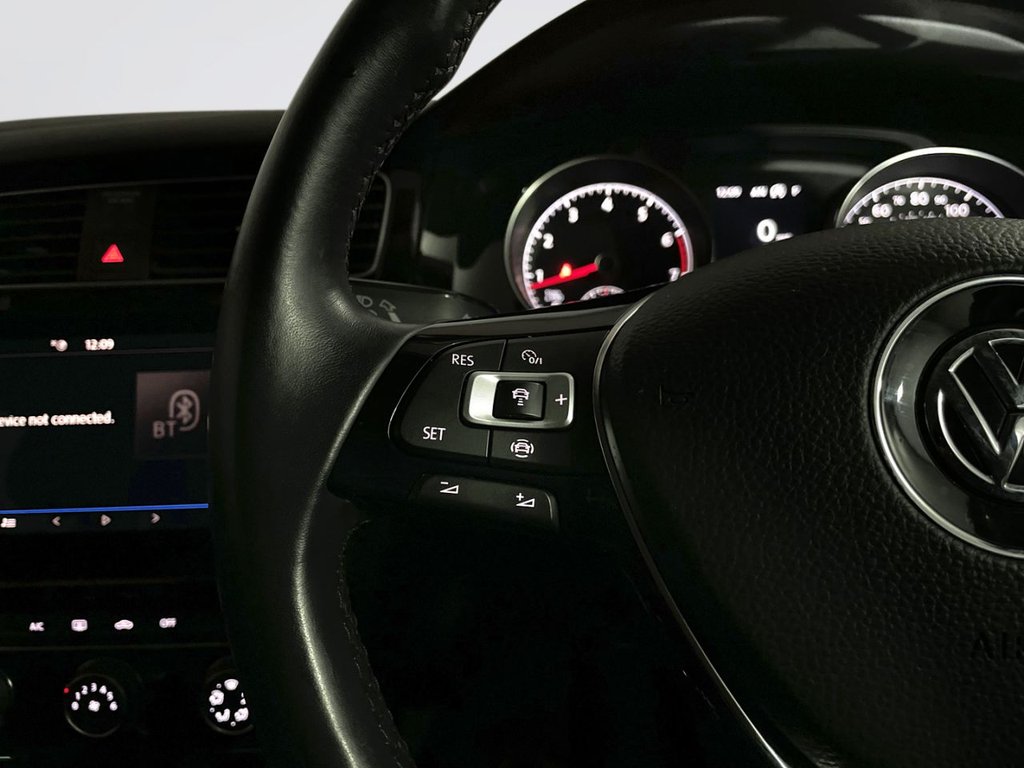 Used Volkswagen Golf 2018 for sale - 77834972: Photo 18