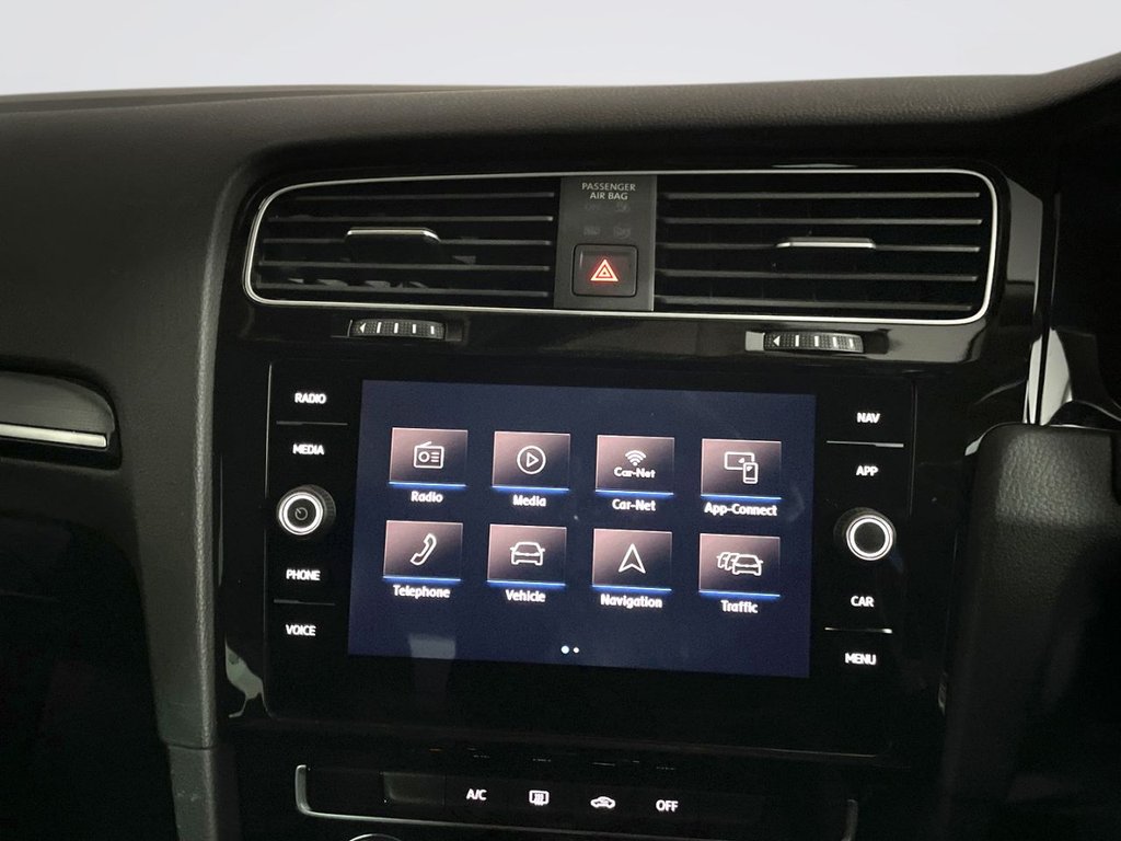 Used Volkswagen Golf 2018 for sale - 77834972: Photo 24