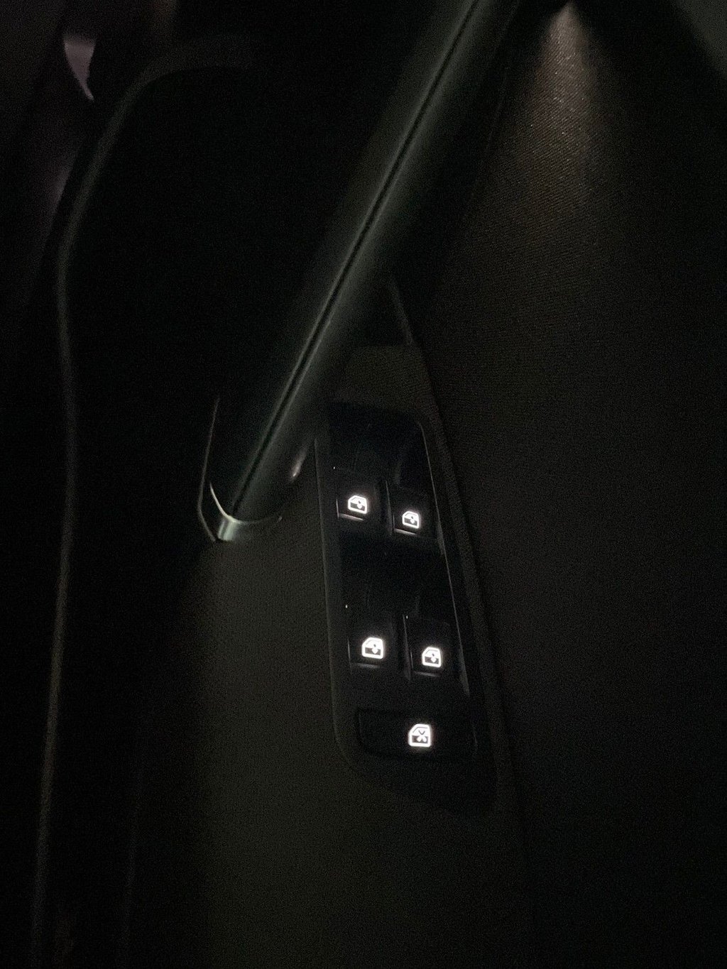 Used Volkswagen Golf 2018 for sale - 77834972: Photo 33