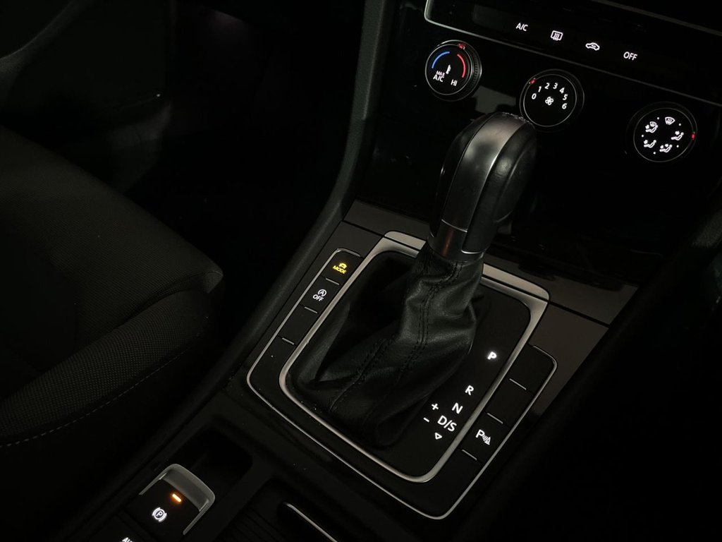 Used Volkswagen Golf 2018 for sale - 77834972: Photo 34