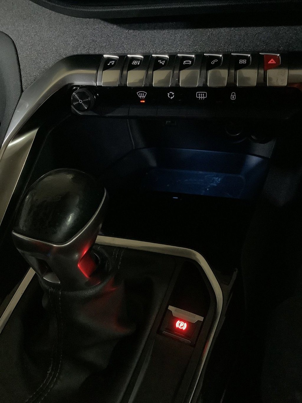 Used Peugeot 3008 2019 for sale - 76604670: Photo 23