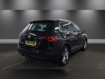 Used Volkswagen Tiguan 2019 for sale - 79221206: Photo