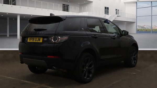 Used Land Rover Discovery Sport 2019 for sale - 76333684: Photo 4