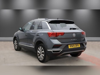 Used Volkswagen T-Roc 2019 for sale - 78624221: Photo