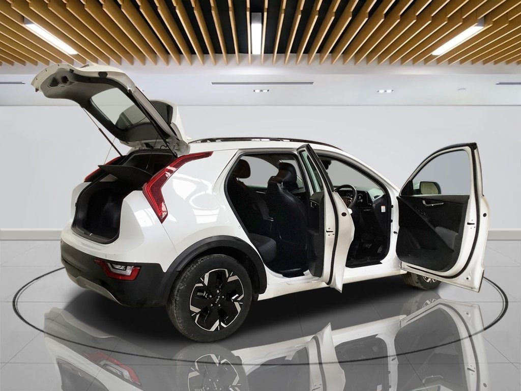 Used Kia Niro 2023 for sale - 77498532: Photo 10