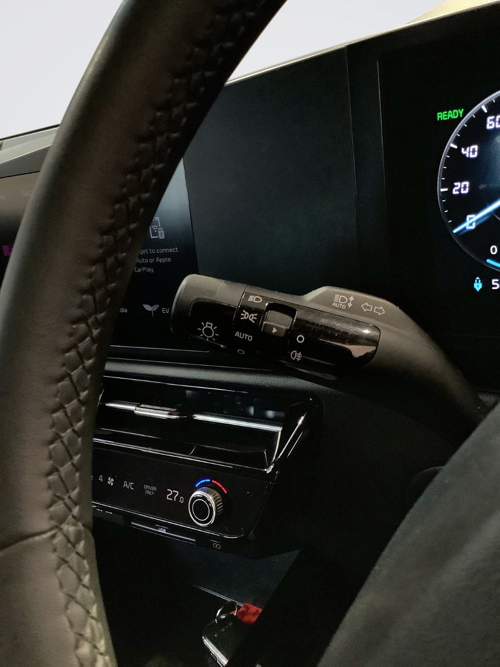 Used Kia Niro 2023 for sale - 77498532: Photo 20