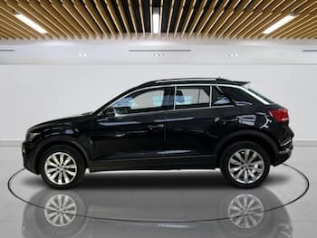 Used Volkswagen T-Roc 2018 for sale - 79832205: Photo