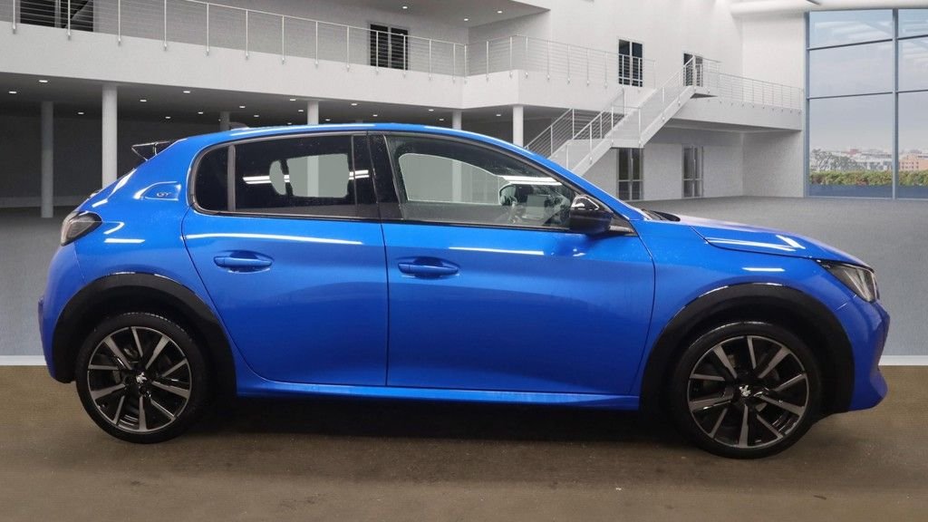 Used Peugeot 208 2023 for sale - 76389856: Photo 5