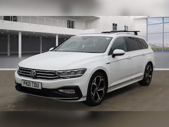 Used Volkswagen Passat 2021 for sale - 76286177: Photo 2