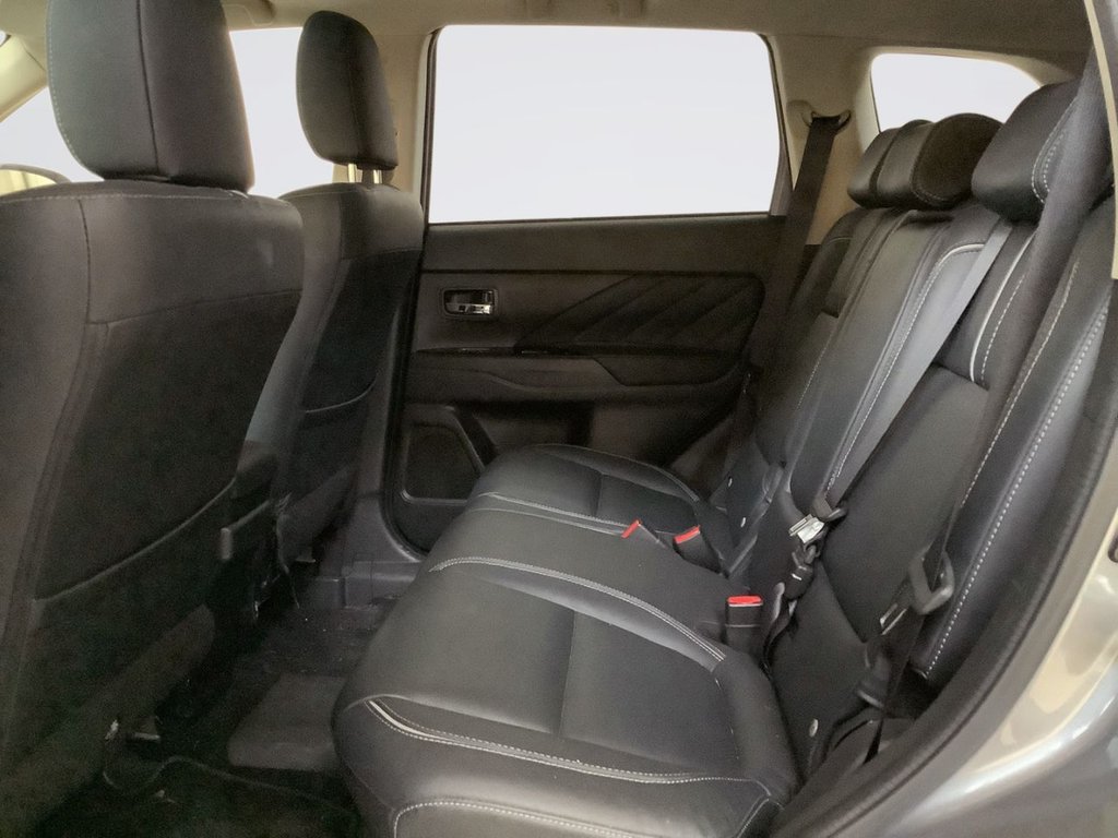 Used Mitsubishi Outlander 2017 for sale - 78200437: Photo 13