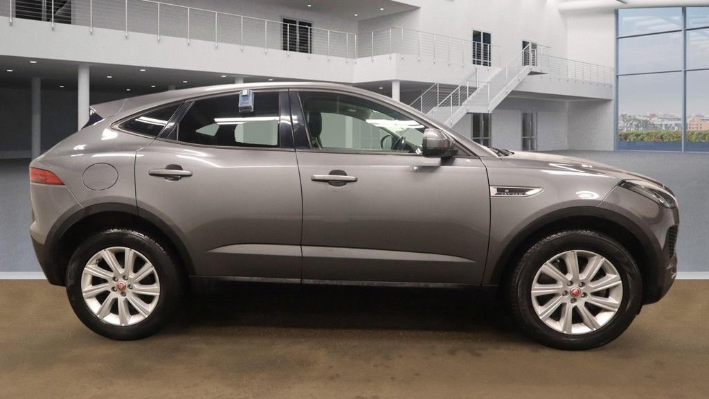 Used Jaguar E-Pace 2018 for sale - 76973510: Photo 11