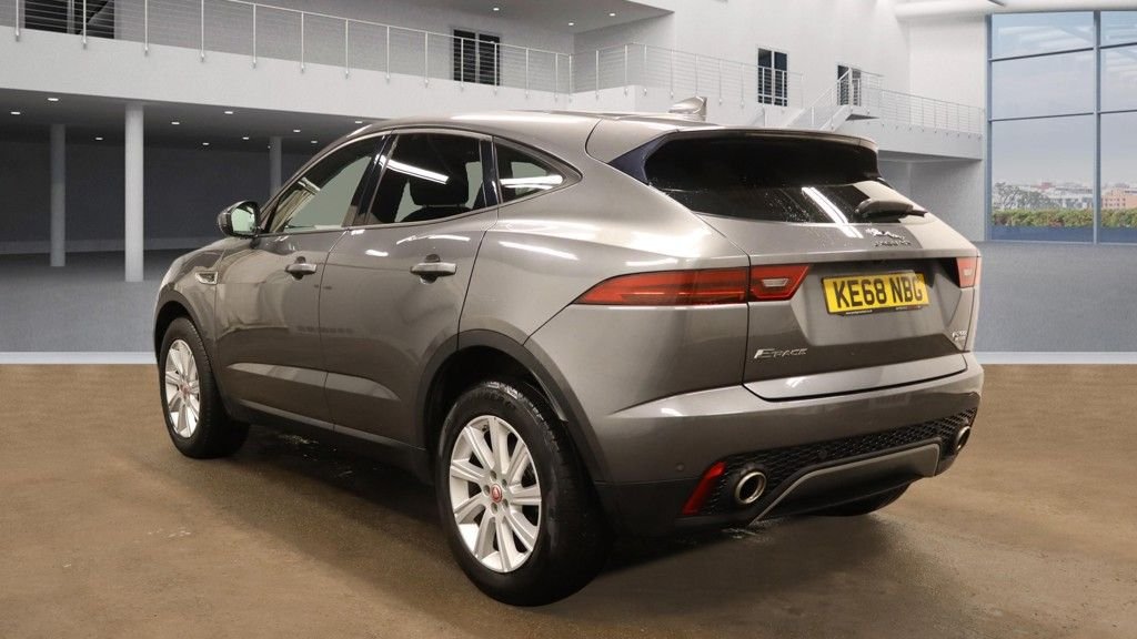 Used Jaguar E-Pace 2018 for sale - 76973510: Photo 9