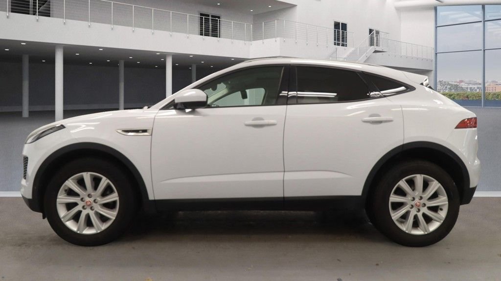 Used Jaguar E-Pace 2018 for sale - 76523324: Photo 6