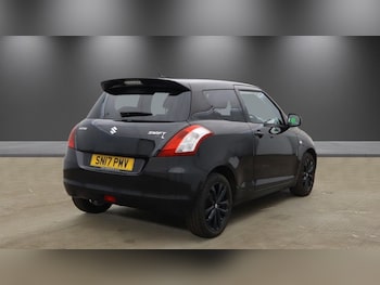 Used Suzuki Swift 2017 for sale - 78806480: Photo