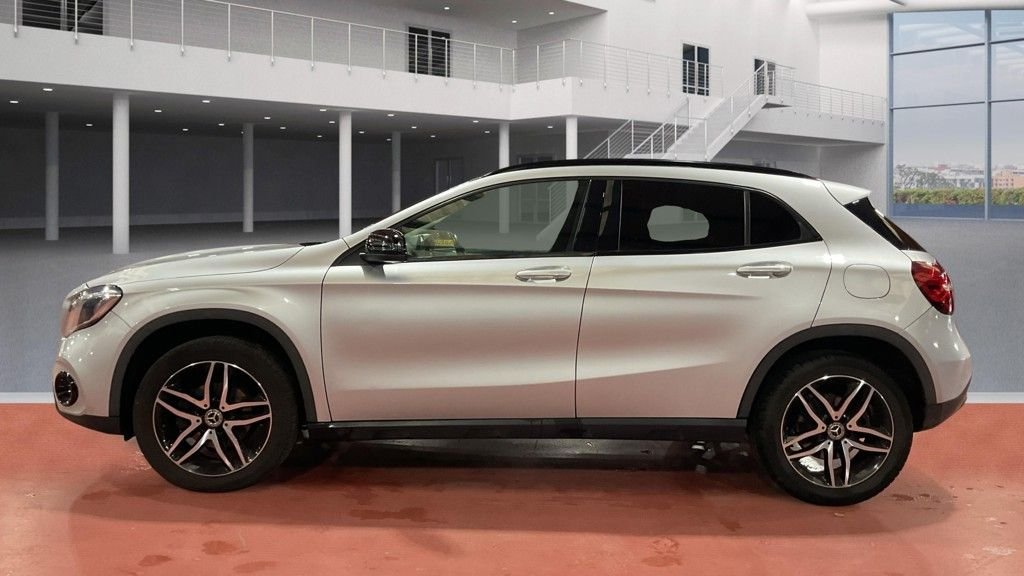 Used Mercedes-Benz GLA 2019 for sale - 77703737: Photo 12