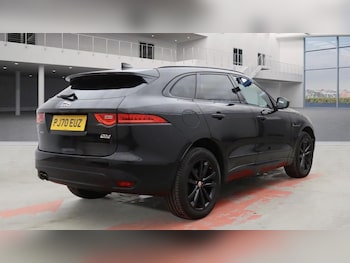 Used Jaguar F-Pace 2020 for sale - 76520580: Photo