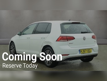 Used Volkswagen Golf 2017 for sale - 77826814: Photo