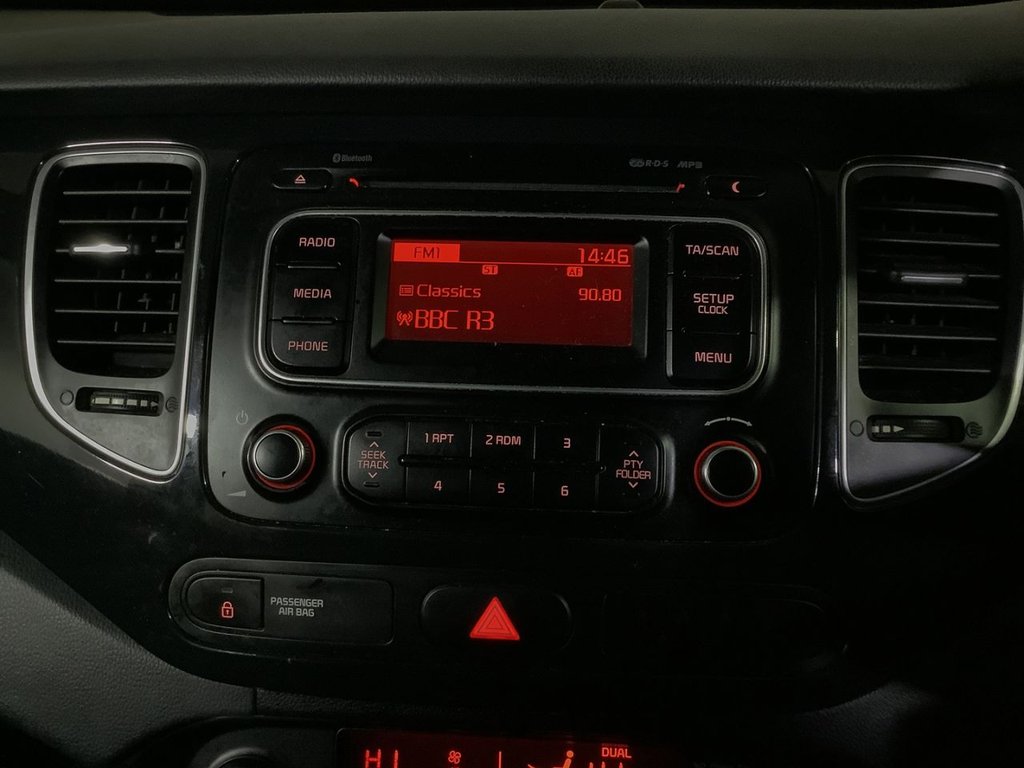 Used Kia Carens 2016 for sale - 76617313: Photo 26