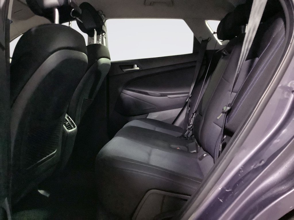 Used Hyundai TUCSON 2016 for sale - 76118620: Photo 10