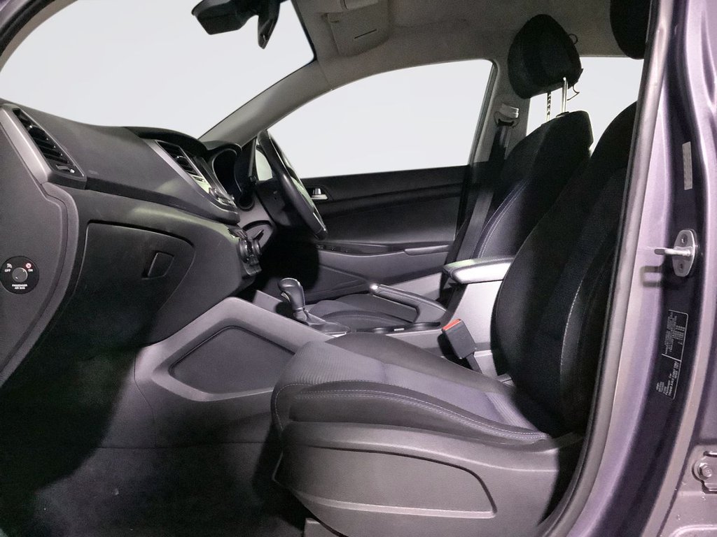 Used Hyundai TUCSON 2016 for sale - 76118620: Photo 9