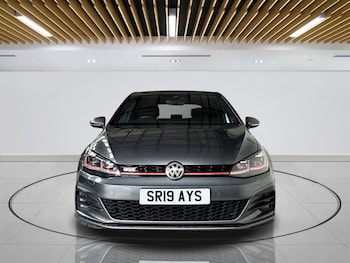 Used Volkswagen Golf 2019 for sale - 78590616: Photo