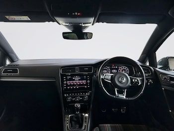 Used Volkswagen Golf 2019 for sale - 78590616: Photo