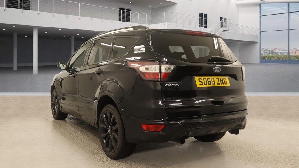 Used Ford Kuga 2018 for sale - 77642542: Photo 3