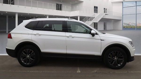 Used Volkswagen Tiguan Allspace 2018 for sale - 76203199: Photo 5