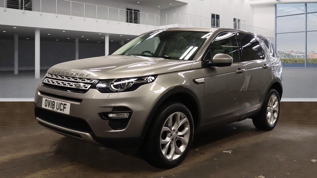 Used Land Rover Discovery Sport 2018 for sale - 76172870: Photo 2