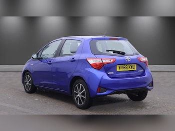 Used Toyota Yaris 2018 for sale - 79178868: Photo