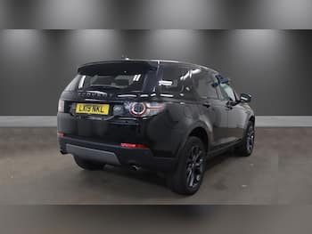 Used Land Rover Discovery Sport 2019 for sale - 79723092: Photo