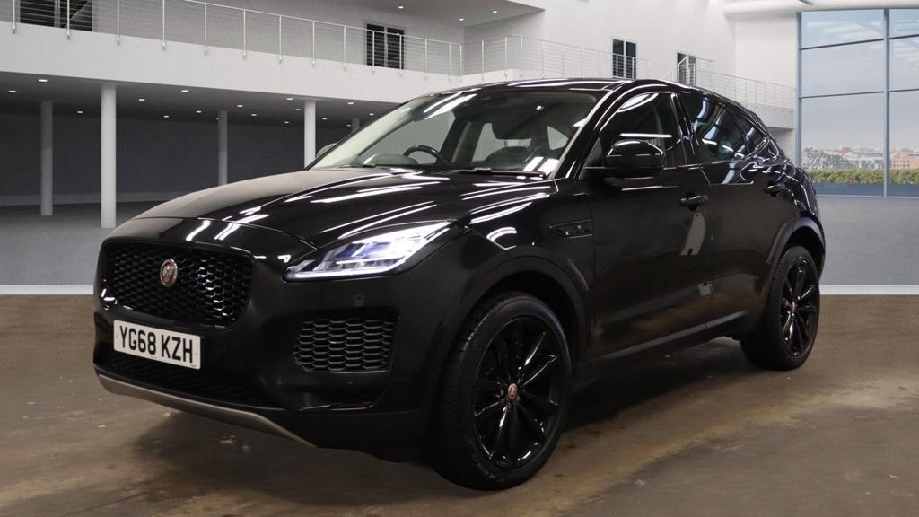Used Jaguar E-Pace 2018 for sale - 76482096: Photo 2