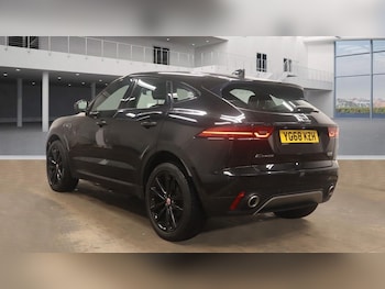 Used Jaguar E-Pace 2018 for sale - 76482096: Photo