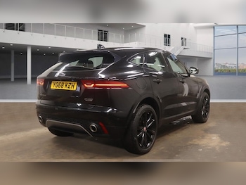 Used Jaguar E-Pace 2018 for sale - 76482096: Photo