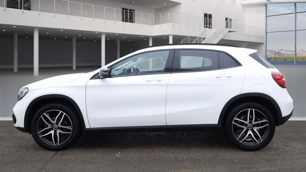 Used Mercedes-Benz GLA 2018 for sale - 76950580: Photo 6