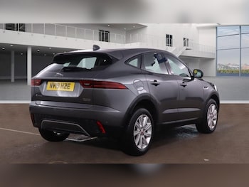 Used Jaguar E-Pace 2019 for sale - 76973513: Photo