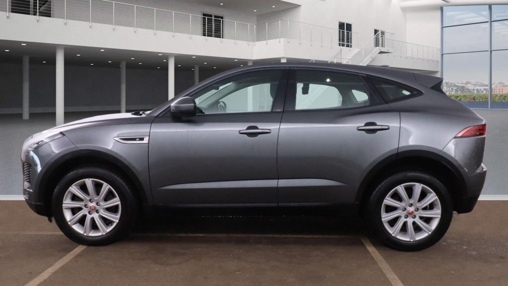 Used Jaguar E-Pace 2019 for sale - 76973513: Photo 6