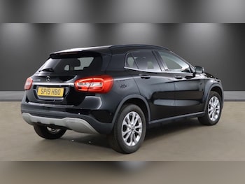 Used Mercedes-Benz GLA 2019 for sale - 79598894: Photo
