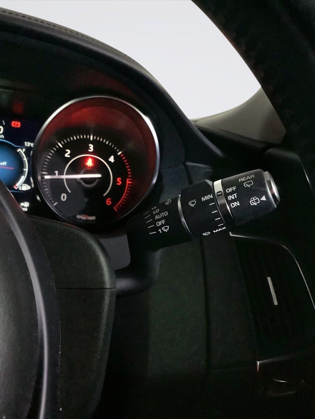 Used Jaguar E-Pace 2018 for sale - 76590963: Photo 21