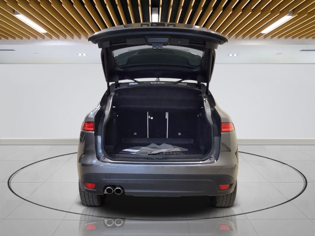 Used Jaguar F-Pace 2018 for sale - 77692546: Photo 10