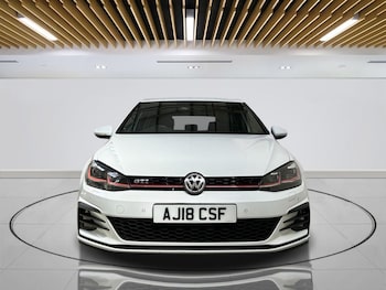 Used Volkswagen Golf 2018 for sale - 78663883: Photo
