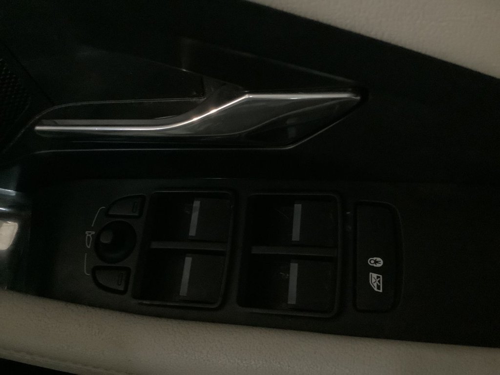 Used Jaguar E-Pace 2019 for sale - 77911031: Photo 24