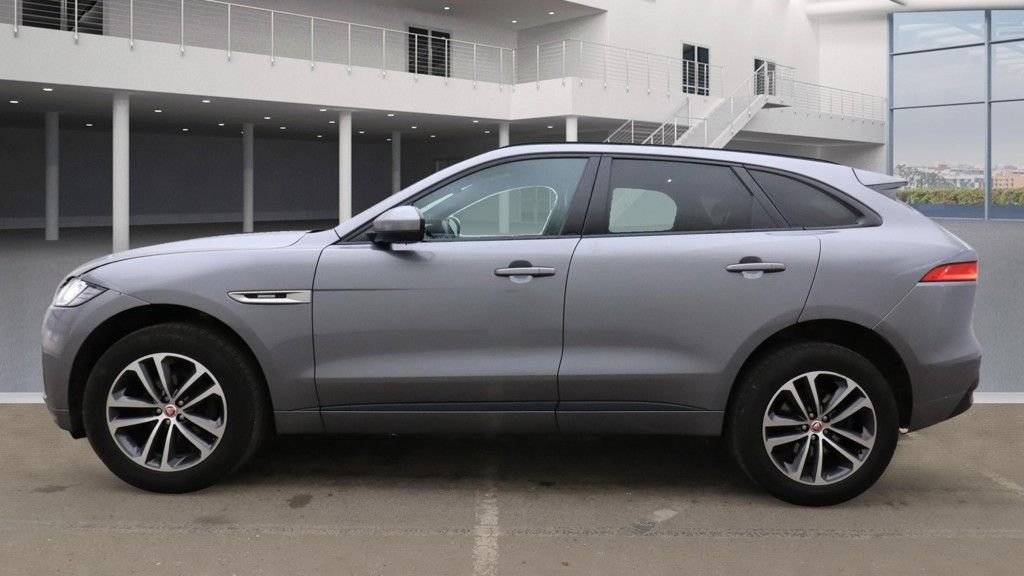 Used Jaguar F-Pace 2020 for sale - 77018143: Photo 6