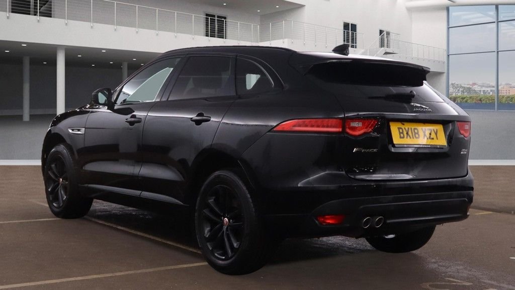 Used Jaguar F-Pace 2018 for sale - 76901021: Photo 5