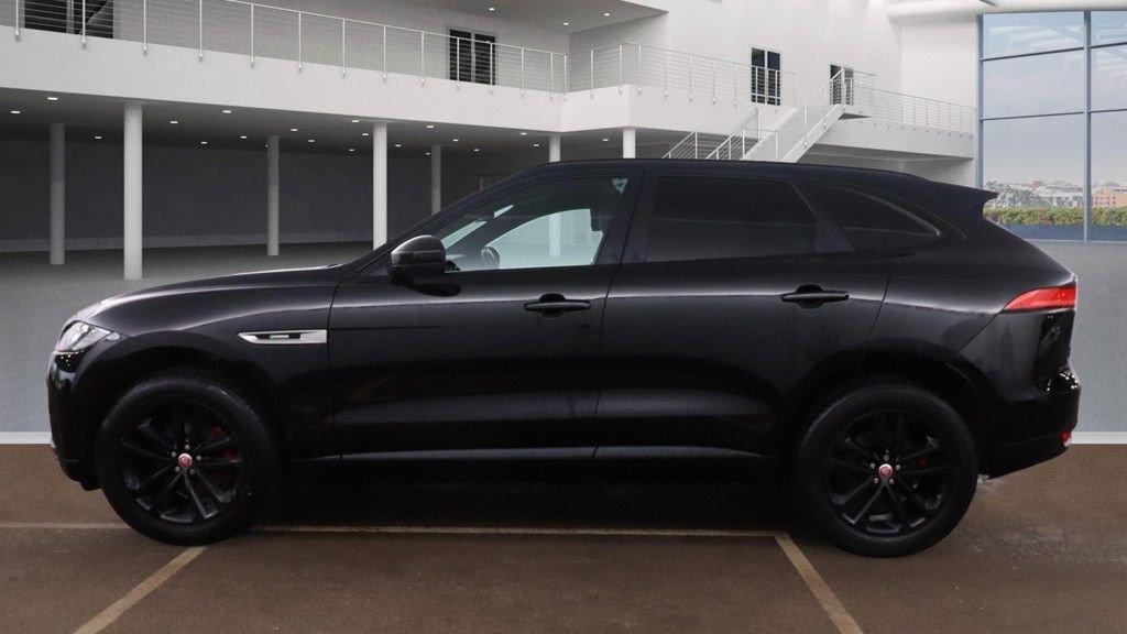 Used Jaguar F-Pace 2018 for sale - 76901021: Photo 8